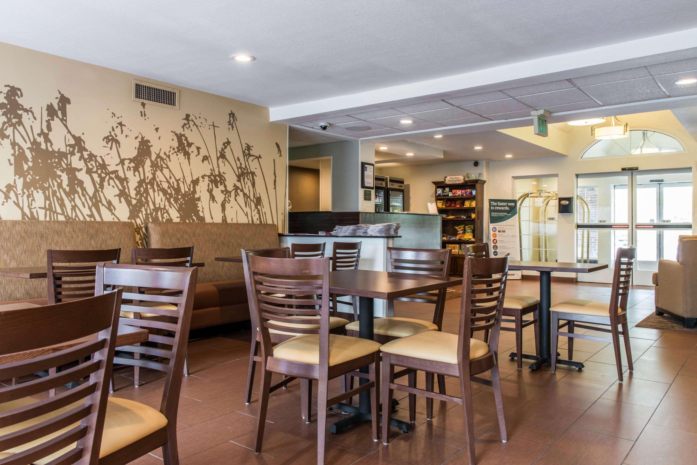 Imperial Sleep Inn & Suites מראה חיצוני תמונה