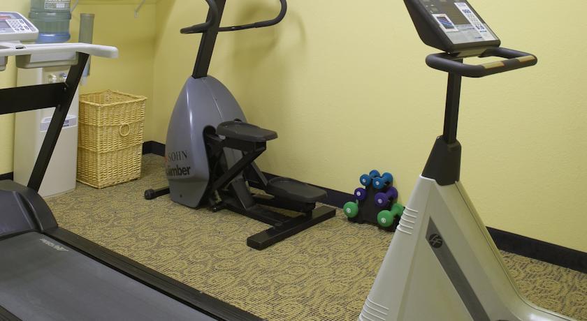 Imperial Sleep Inn & Suites מראה חיצוני תמונה